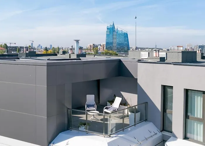 Sunny Penthouse With Mountain Views And 180 Degrees Terrace 아파트 *