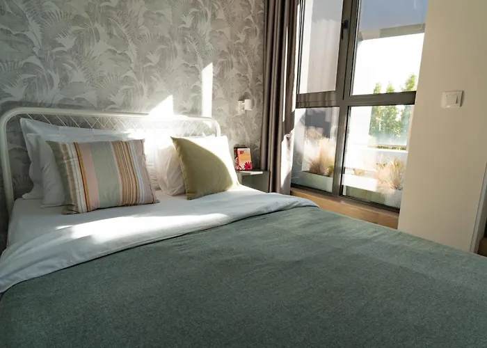 Sunny Penthouse With Mountain Views And 180 Degrees Terrace 소피아